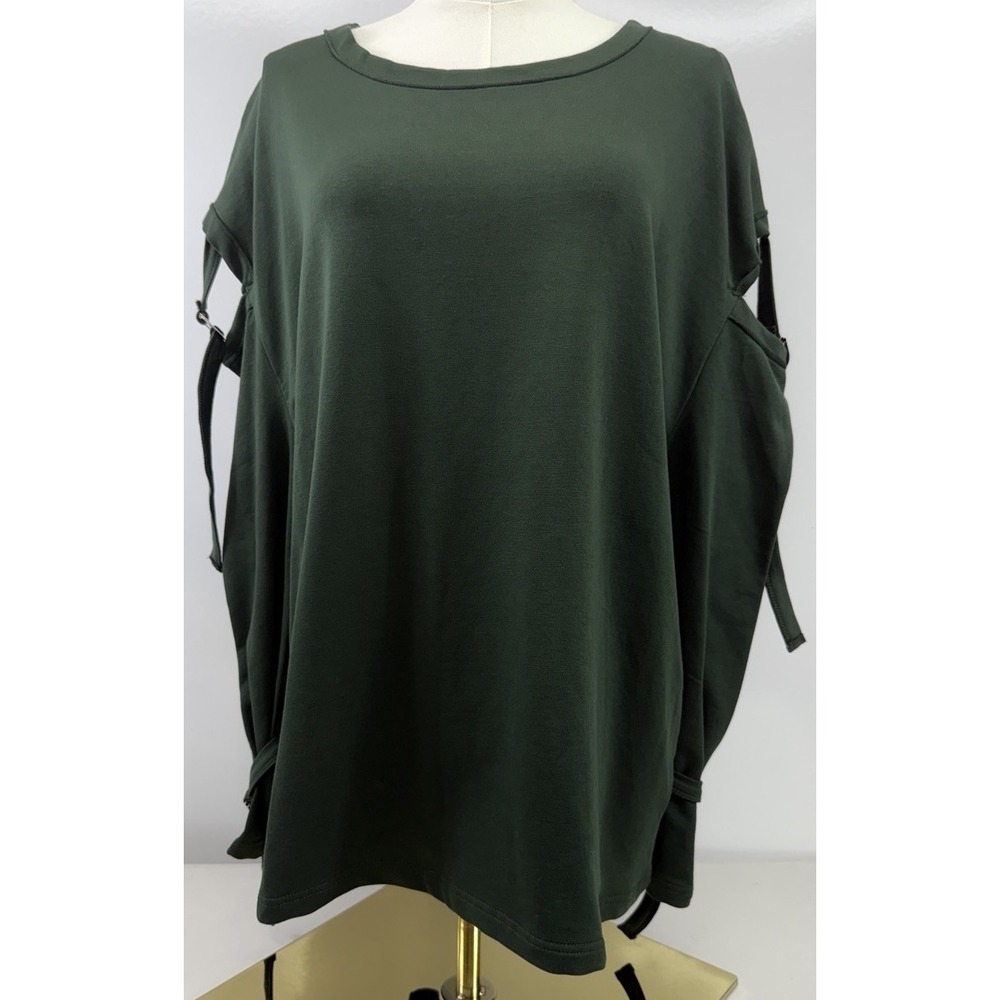 VERY J Hunter Green Shirt Womens Medium Cut Out Long Sleeve Strap NWT FLAW